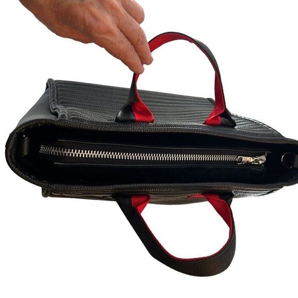 Steve Madden Tote Bag Handbag Black With Red Trim Dual Handles Zip Closure #CLO - Picture 5 of 10